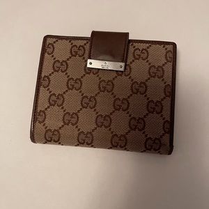 Gucci wallet
